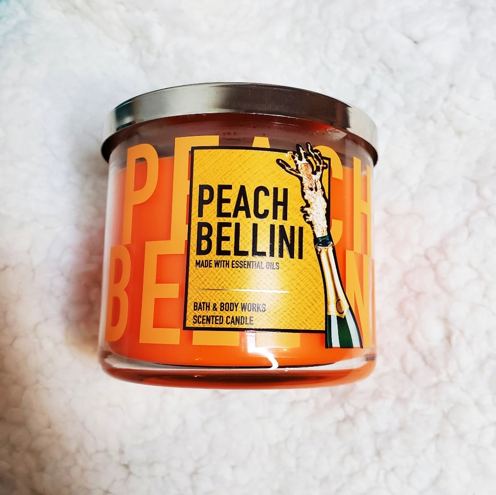SOLD Bath & Body Works Peach Bellini 3 Wick Candle NWT - Picture 1 of 6